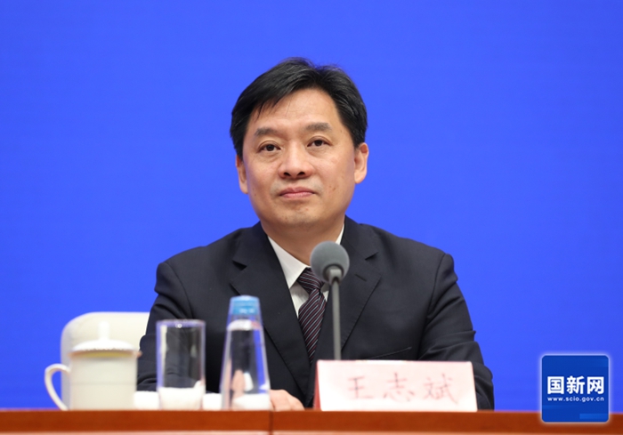 今日看点｜国新办将举行国务院政策例行吹风会，介绍中国（上海）自由贸易试验区全面对接国际高标准经贸规则试点成效及复制推广有关情况
